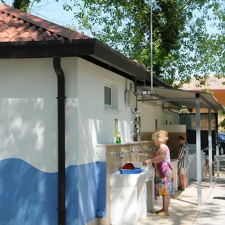 Punta Falconera Camping & Village 2*
