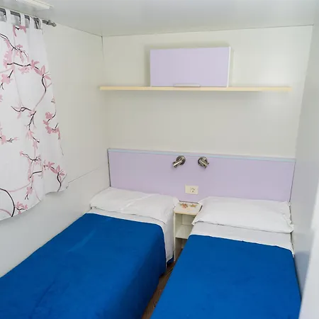 Punta Falconera Camping & Village Camping 2*