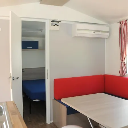 Punta Falconera Camping & Village